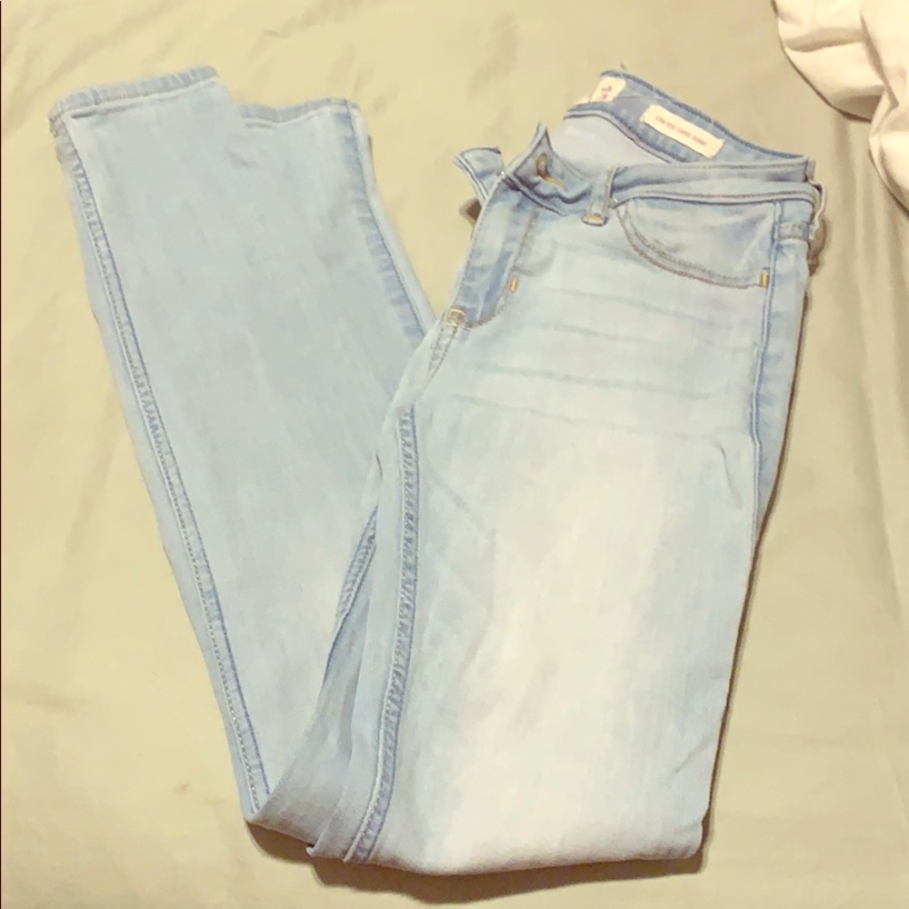 Hollister jeans